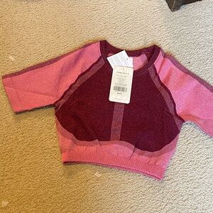 Fabletics woman's  Burgundy and Pink crop work out top
